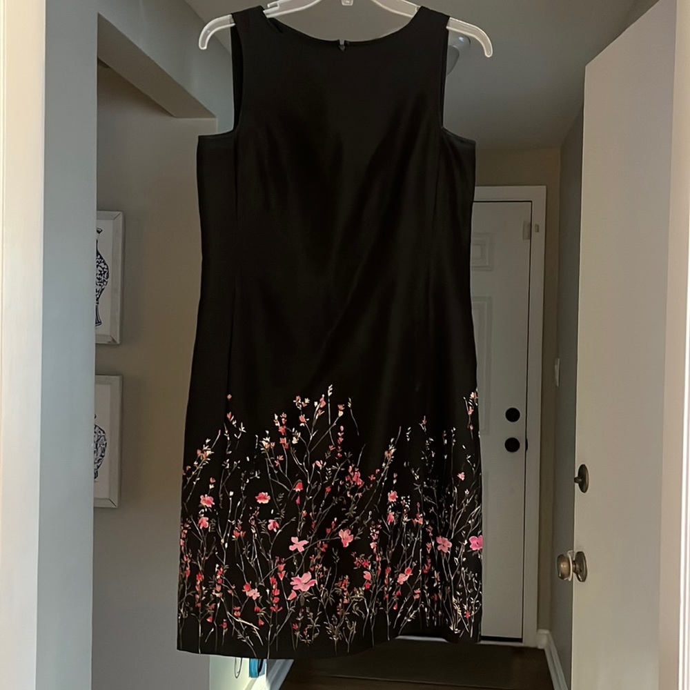 Ann Taylor black shift dress
